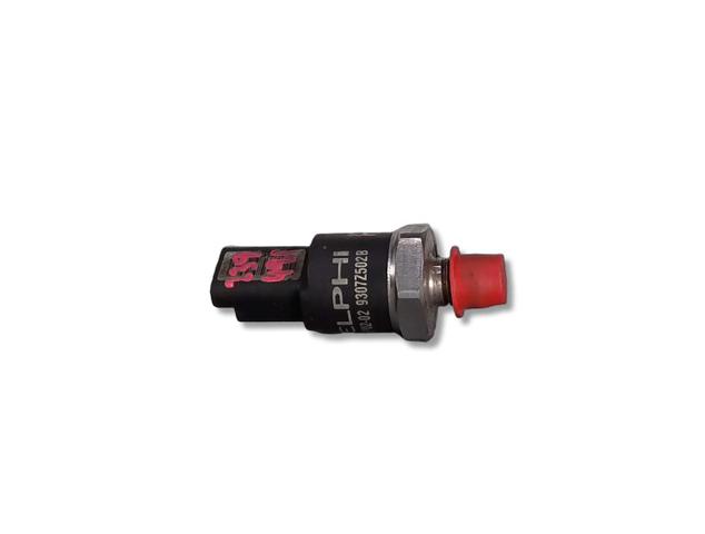 Sensor de la presión del combustible para Renault Clio III (BR01, CR01)