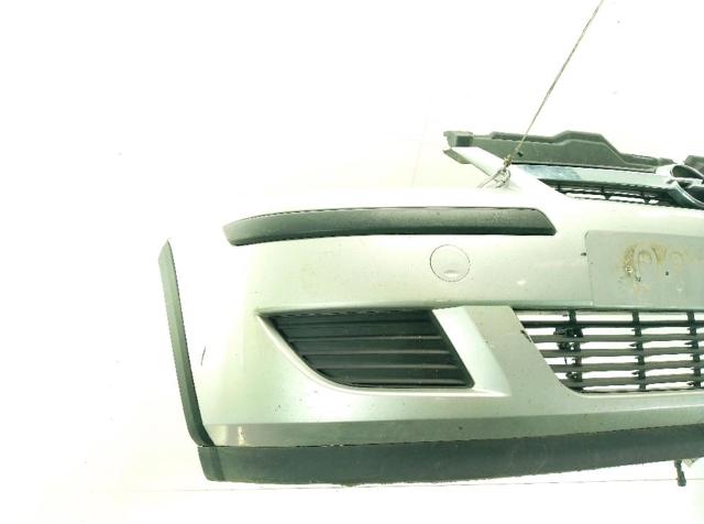 Parachoques delantero Opel Corsa X12