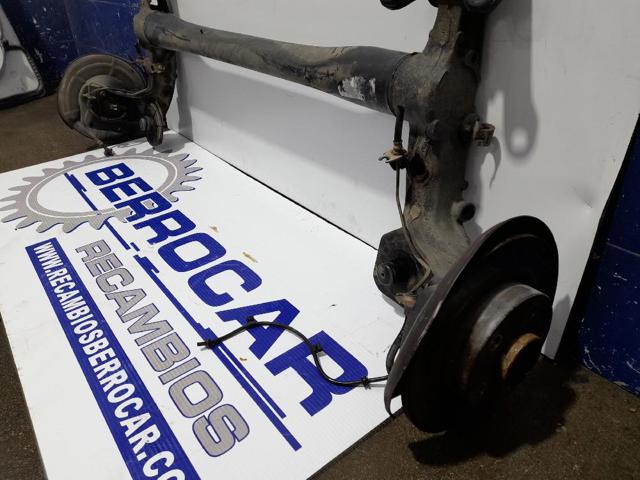 Subchasis trasero soporte motor 93184248 Opel