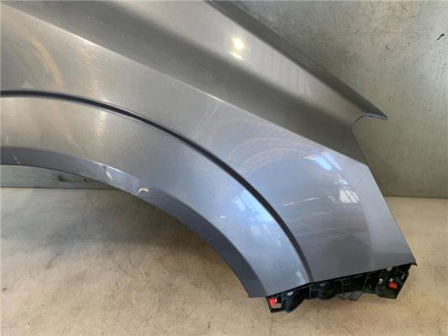 93184412 Aleta delantera derecha  disponible Málaga