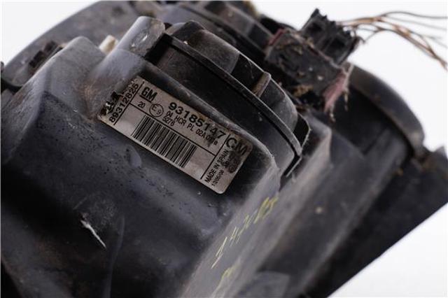 93185147 OPEL Faro derecho  comprar en Jaén