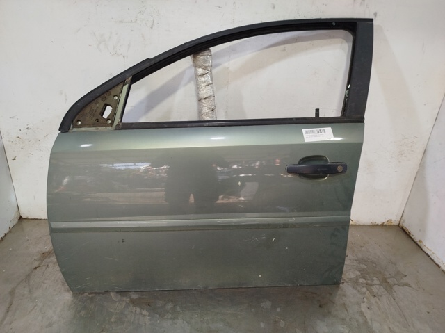 Puerta del conductor para Opel Vectra  ()