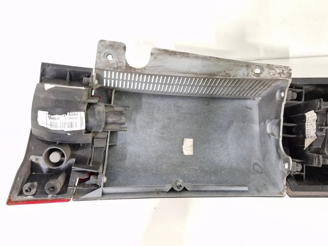93187879 OPEL Piloto trasero izquierdo  comprar en Lleida