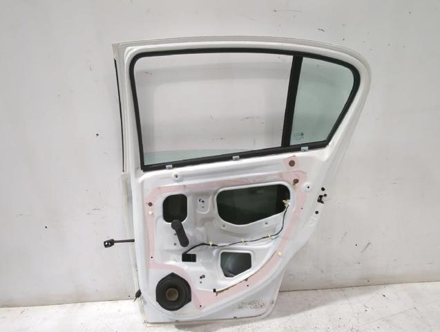 93189341 OPEL Puerta trasera derecha  comprar en Jaén