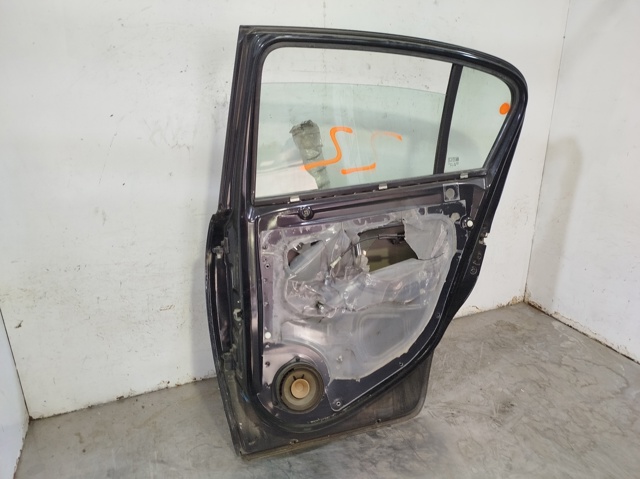 OPEL 93189341 Puerta trasera derecha  en stock Terrassa