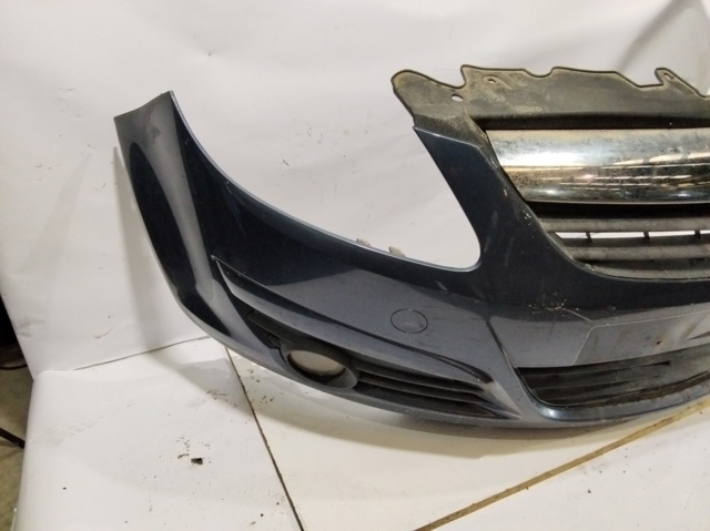 Parachoques delantero Opel Corsa X12