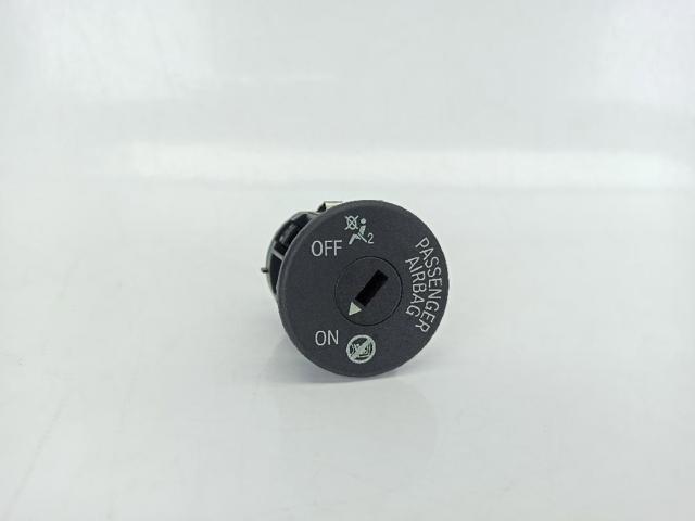 9326501 BMW