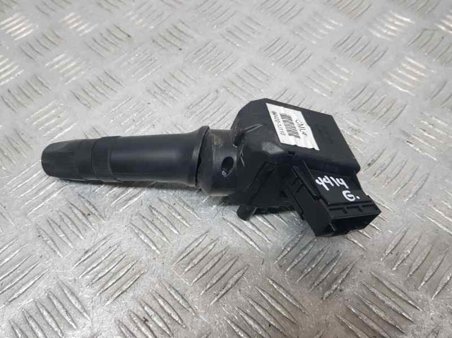 HYUNDAI 934201J110 Conmutador derecho de la columna de dirección  en stock Salamanca
