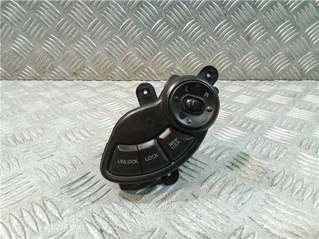 9353026000 Hyundai/Kia