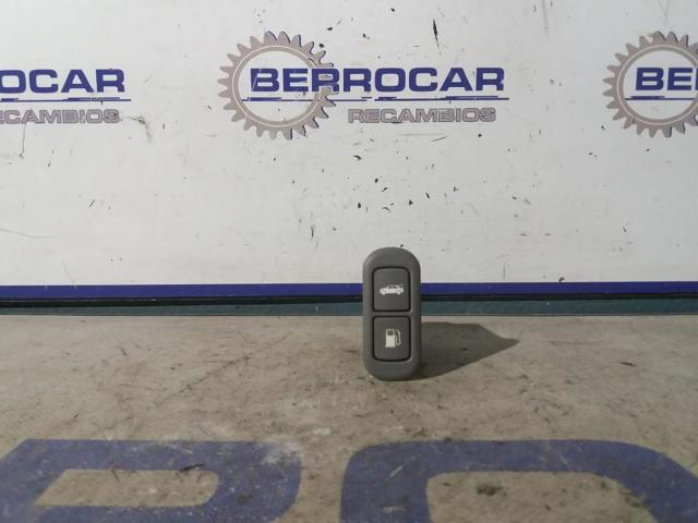 HYUNDAI 935503E000 Botón interior de apertura de maletero  en stock Valencia