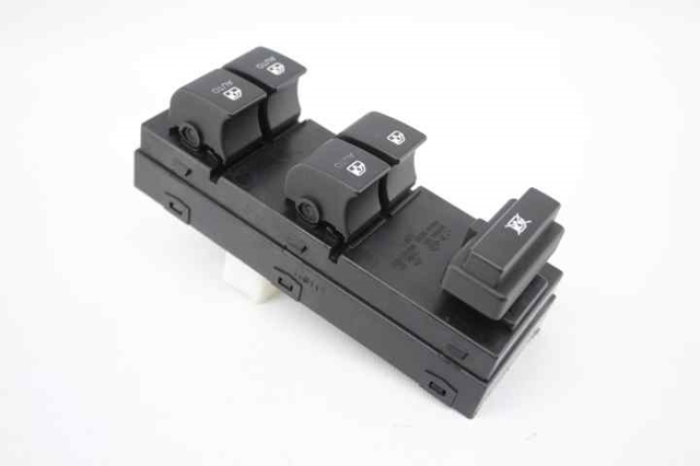 HYUNDAI 935701H120 Interruptor de elevalunas delantera izquierda comprar Barcelona