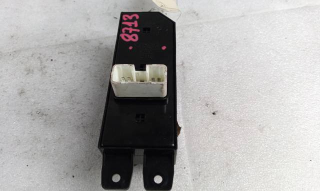HYUNDAI 9357026000 Unidad de control de elevalunas delantera izquierda  comprar en Albacete