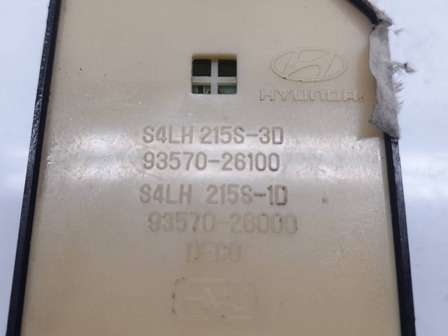 9357026100 Interruptor de elevalunas delantera izquierda  en stock Castellón