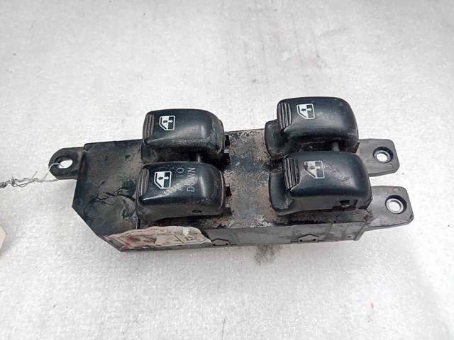 9357026100 HYUNDAI Interruptor de elevalunas delantera izquierda comprar Alcalá