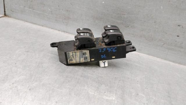 HYUNDAI 9357026100 Interruptor de elevalunas delantera izquierda  en stock Terrassa