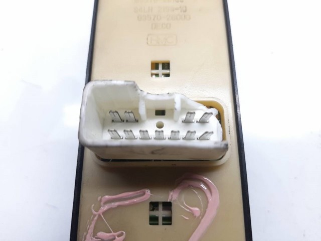 9357026100 Interruptor de elevalunas delantera izquierda comprar Sevilla