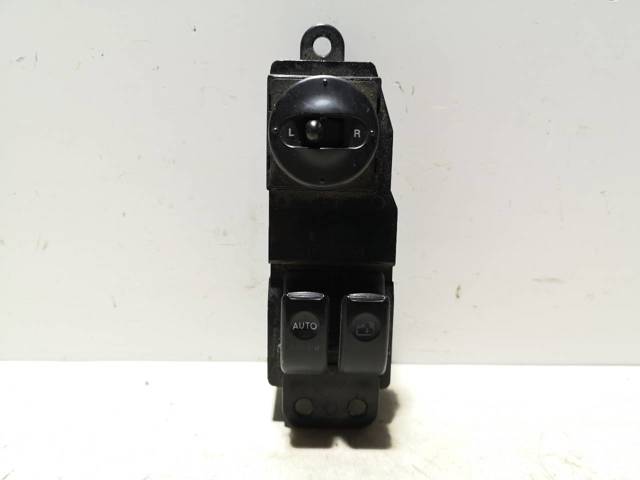935704A000 HYUNDAI Interruptor de elevalunas delantera izquierda comprar Alcalá