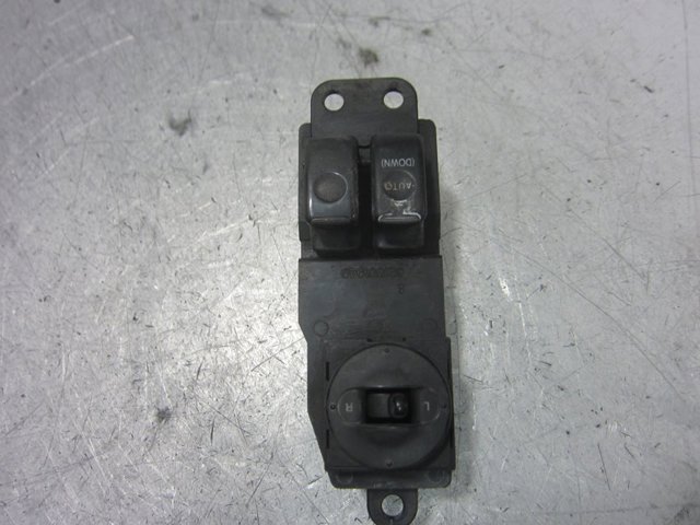 935704A000 HYUNDAI Unidad de control de elevalunas delantera izquierda  comprar en Oviedo