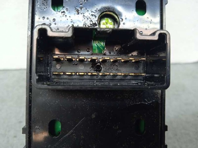 HYUNDAI 93570A2200 Interruptor de elevalunas delantera izquierda comprar Barcelona