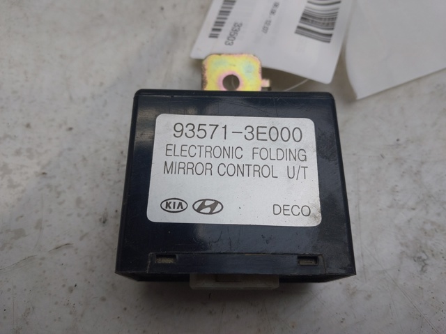 HYUNDAI 935713E000 Módulo de espejos retrovisores en la puerta  comprar en Murcia