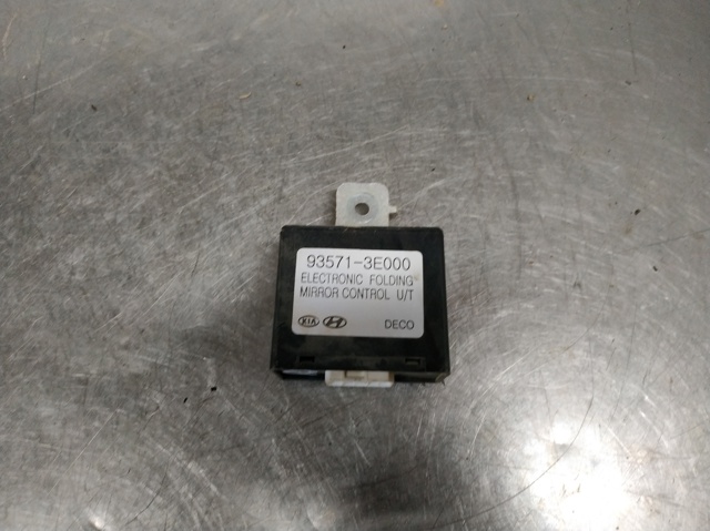 935713E000 Hyundai/Kia