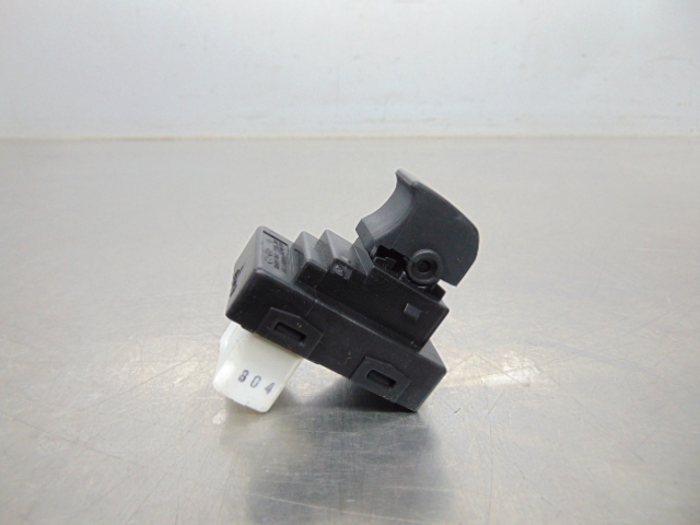 HYUNDAI 935751H100 Botón de encendido del motor del elevalunas delantero derecho  comprar en Ponferrada
