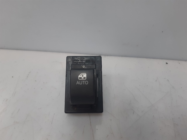 HYUNDAI 935751H100 Botón de elevalunas delantero derecho comprar Tarragona