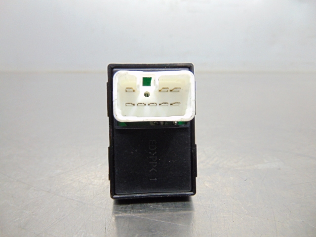935751H100 Botón de encendido del motor del elevalunas delantero derecho  disponible Utrera