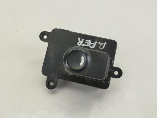 935751H100 HYUNDAI Botón de encendido del motor del elevalunas delantero derecho  comprar en Jaén