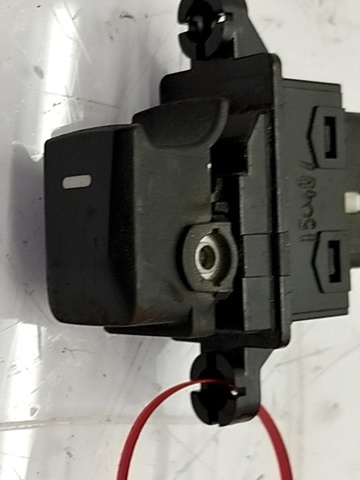 935751Y000 Hyundai/Kia