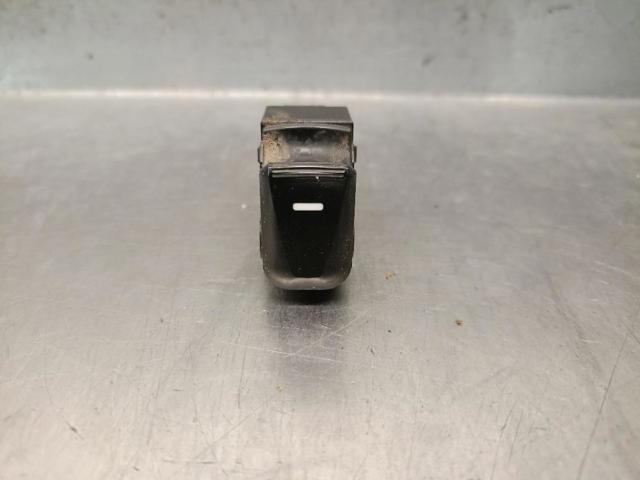 935752S0109P Hyundai/Kia
