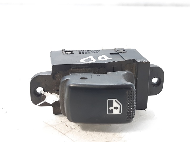 935782D000 Botón de elevalunas delantero derecho  en stock Sabadell