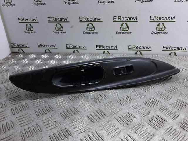 935804A000 HYUNDAI Botón de encendido del motor del elevalunas delantero derecho  comprar en Lleida