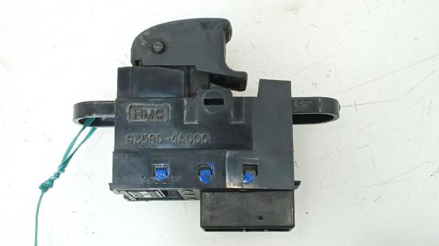 935804A000 HYUNDAI Botón de encendido del motor del elevalunas delantero derecho  disponible Ourense