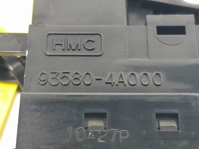 935804A000 HYUNDAI Botón de encendido del motor del elevalunas delantero derecho  disponible Alicante