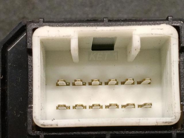 93580D9100 Interruptor de elevalunas trasero izquierdo  comprar en Pontevedra
