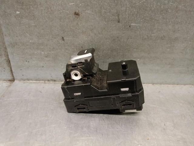 93580D9100 HYUNDAI Interruptor de elevalunas trasero izquierdo  en stock Gandía