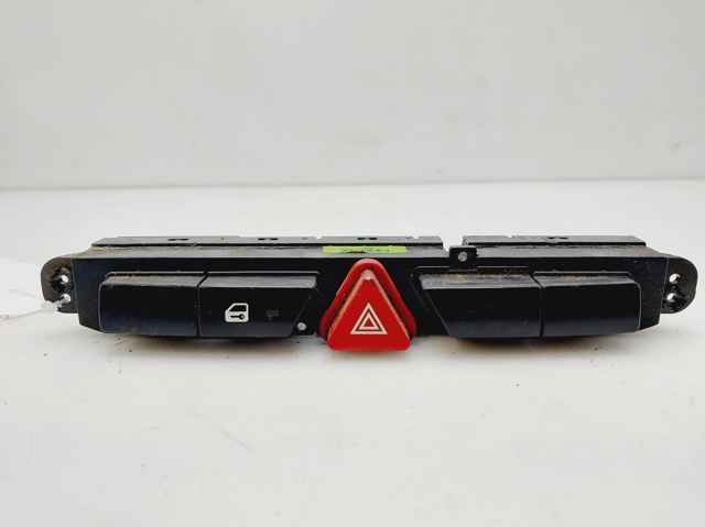 937001H000 HYUNDAI Boton warning  en stock Huelva