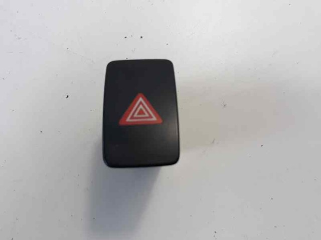 Boton de luz de emergencía para KIA Rio UB