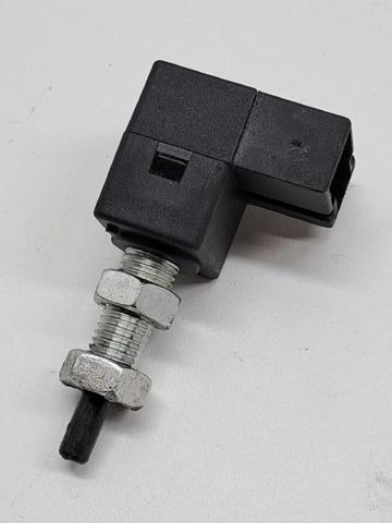 HYUNDAI 938403K000 Interruptor de embrague comprar Barcelona