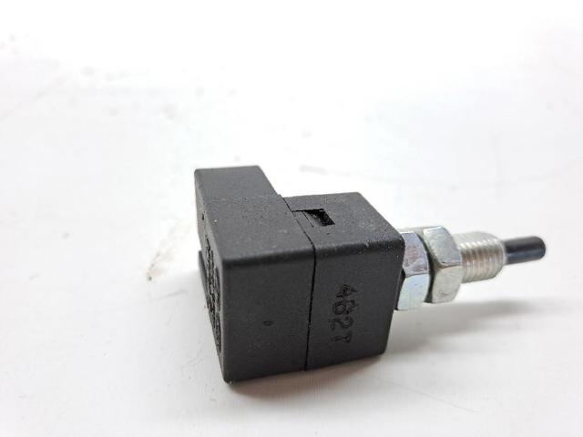 Interruptor de embrague 938403K000 HYUNDAI