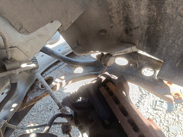 Brazo inferior derecho de la suspensión delantera 93868599 OPEL