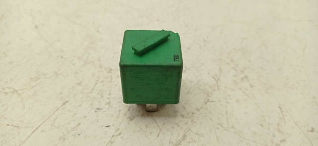 Relé de bomba de agua de limpiaparabrisas 93BG13A025A1B FORD