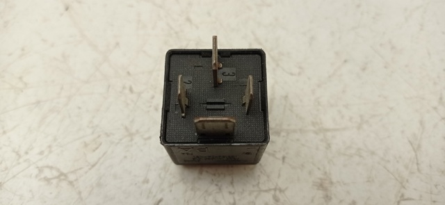 Comprar Caja precalentamiento bujias Fiesta  J5S, J3S