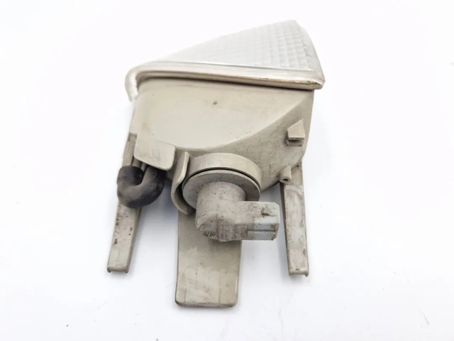 FIAT 9406303537 Piloto intermitente derecho  disponible Valladolid