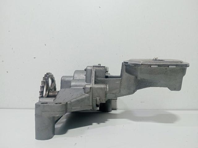 Bomba de aceite del motor Peugeot 406  (8B)