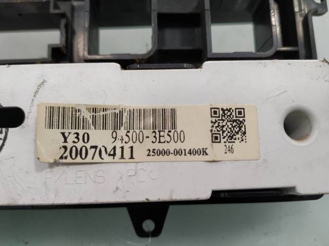 945003E500 HYUNDAI Reloj interior  comprar en Jaén