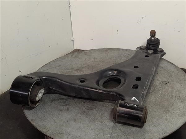 OPEL 94540668 Brazo inferior izquierdo de la suspensión delantera  en stock Terrassa
