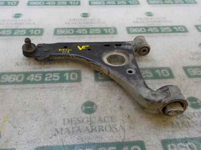 Brazo inferior izquierdo de la suspensión delantera 94540668 OPEL