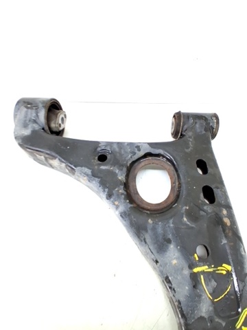 94540669 OPEL Brazo inferior derecho de la suspensión delantera  en stock Córdoba